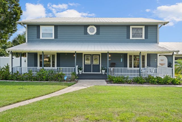 601 Dark Hammock Road, Fort Pierce, FL 34947