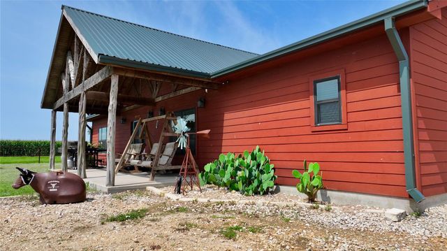 2951 County Road 360, Bartlett, TX 76511
