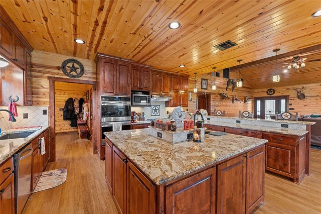 2951 County Road 360, Bartlett, TX 76511