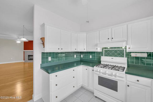 707 Beachwalk Drive, Winnabow, NC 28479