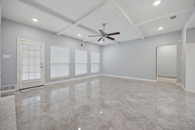 1103 Briarcliff Drive, Arlington, TX 76012
