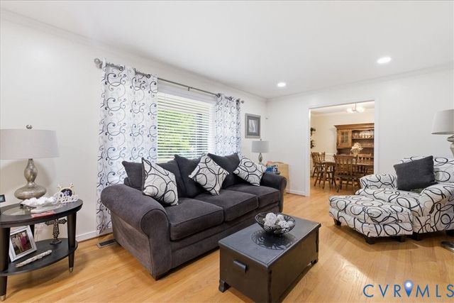 7510 Pano Dr, North Chesterfield, VA 23237