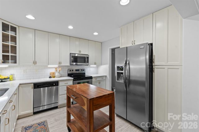 4801 Fairheath Road, Charlotte, NC 28210