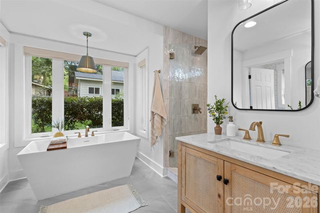 4801 Fairheath Road, Charlotte, NC 28210
