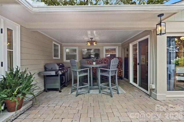 4801 Fairheath Road, Charlotte, NC 28210