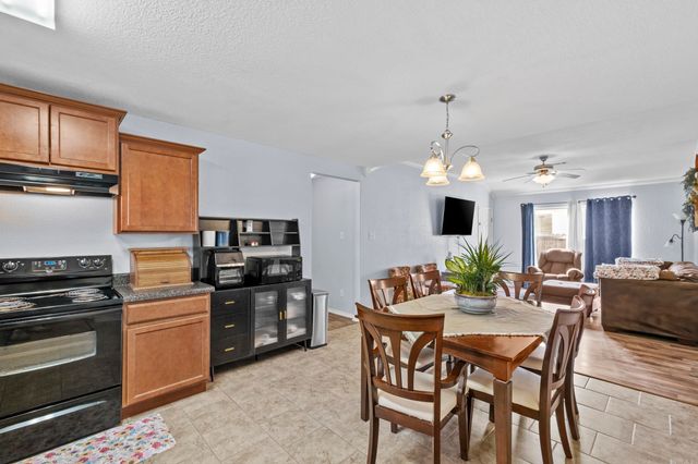 512 Saunders Drive, North Little Rock, AR 72117