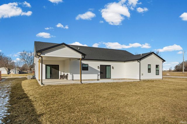 307 N Filmore Avenue, Fowler, IN 47944