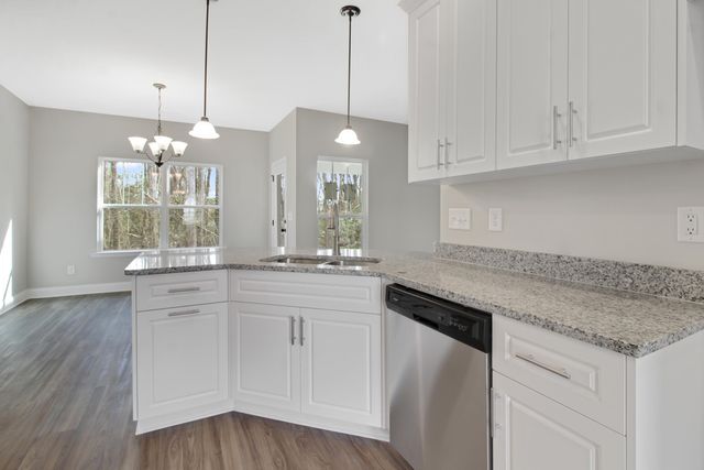 1675 Pine Ridge Dr N, Hephzibah, GA 30815
