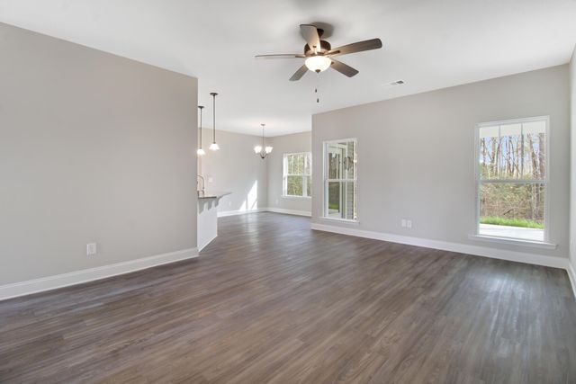 1675 Pine Ridge Dr N, Hephzibah, GA 30815