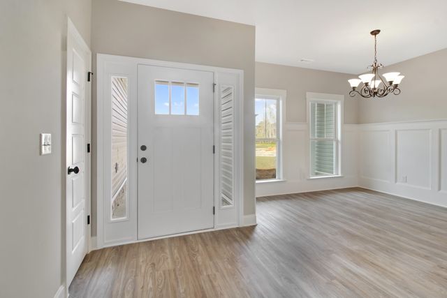 1675 Pine Ridge Dr N, Hephzibah, GA 30815
