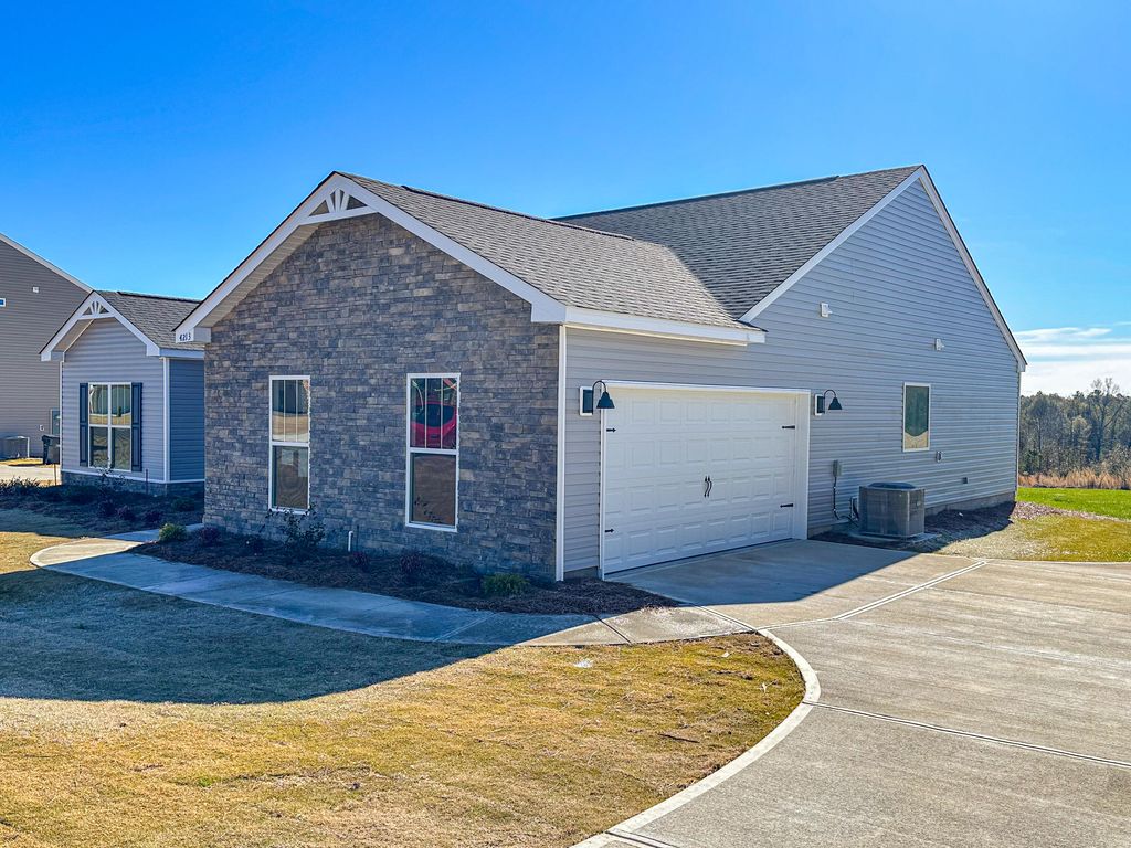 1675 Pine Ridge Dr N, Hephzibah, GA 30815