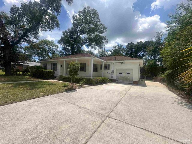 1811 N Spring St, Pensacola, FL 32501
