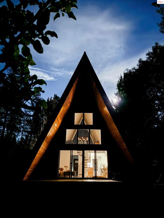 2151 Highland Flats Rd, Naples, ID 83847 photo 17