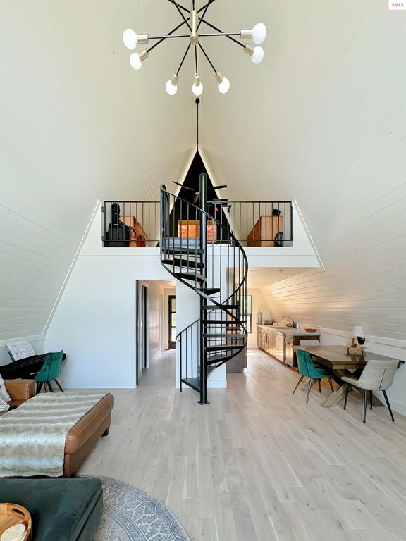 2151 Highland Flats Rd, Naples, ID 83847 photo 20