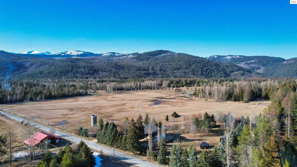 2151 Highland Flats Rd, Naples, ID 83847 photo 30
