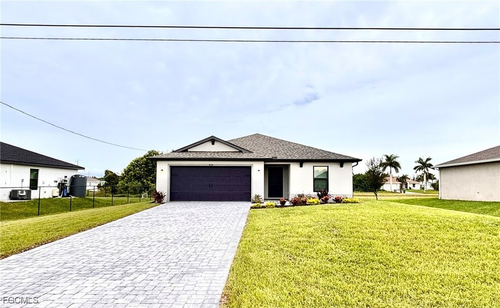 420 NW 25th AVE, Cape Coral, FL 33993
