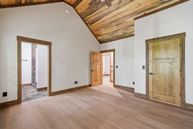 121 Orbit Lane, Ellijay, GA 30540