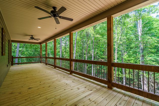 121 Orbit Lane, Ellijay, GA 30540