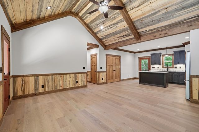 121 Orbit Lane, Ellijay, GA 30540