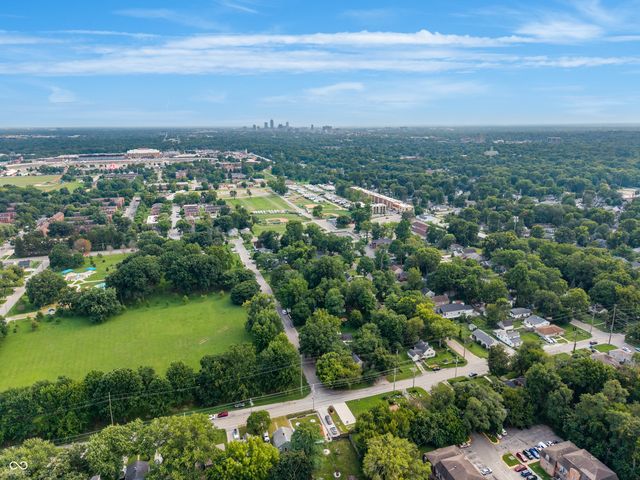 4840 Crestview Avenue, Indianapolis, IN 46205