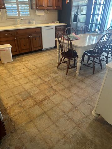 1506 S SHERIDAN FOREST DRIVE, Tampa, FL 33629