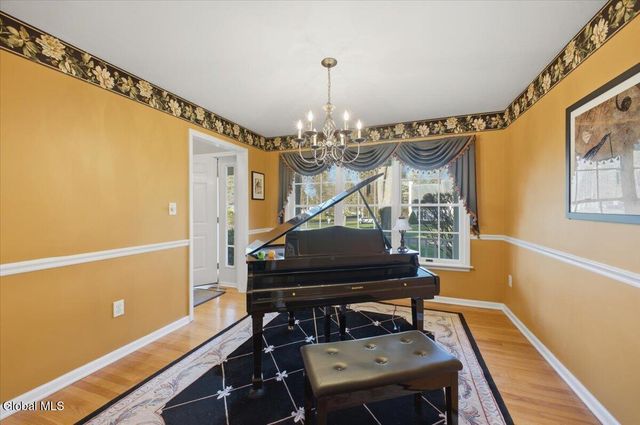 8015 Gregory Lane, Guilderland, NY 12303
