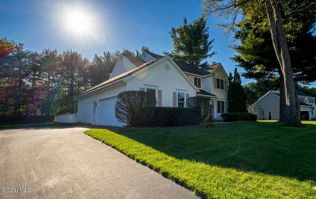8015 Gregory Lane, Guilderland, NY 12303
