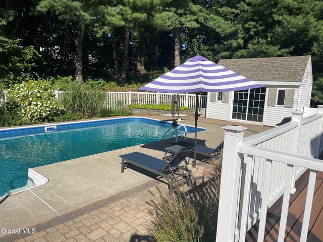 8015 Gregory Lane, Guilderland, NY 12303