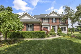 213 Oak Tree Court, Westerville, OH 43081