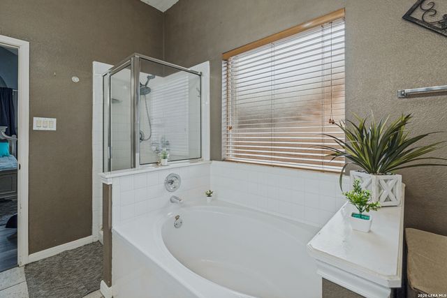 1672 OSAGE AVE, Schertz, TX 78154