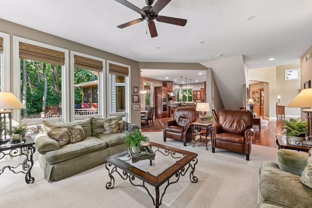 9260 Red Oak Drive, Victoria, MN 55386