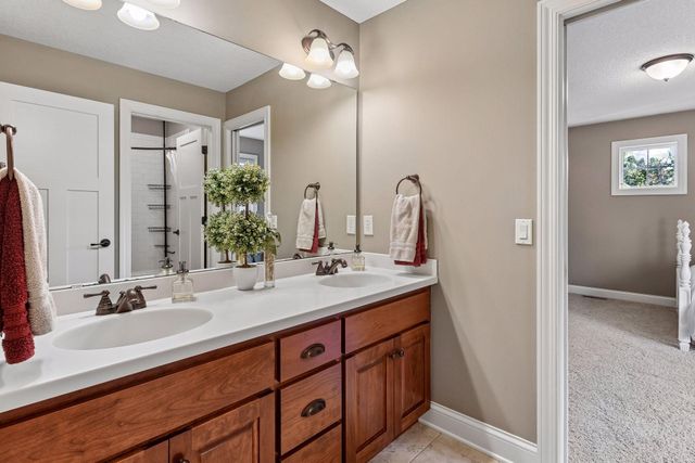 9260 Red Oak Drive, Victoria, MN 55386