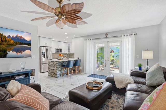 3000 Sherwood Boulevard, Delray Beach, FL 33445