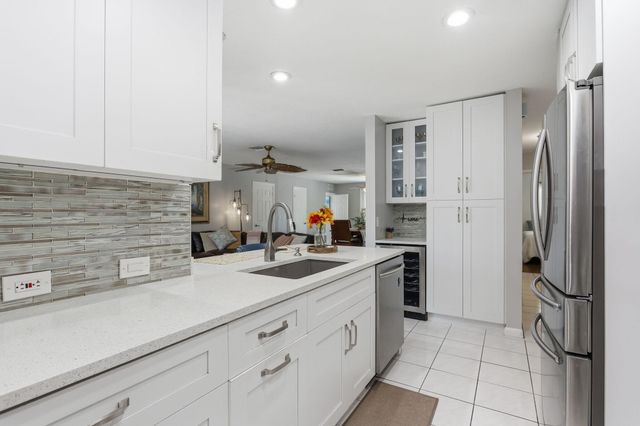 3000 Sherwood Boulevard, Delray Beach, FL 33445