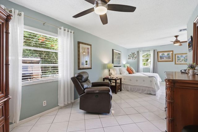 3000 Sherwood Boulevard, Delray Beach, FL 33445