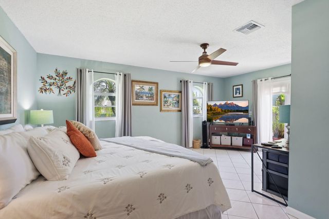 3000 Sherwood Boulevard, Delray Beach, FL 33445