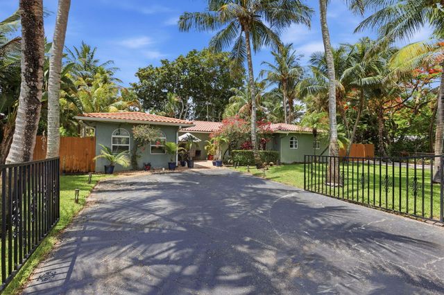 3000 Sherwood Boulevard, Delray Beach, FL 33445
