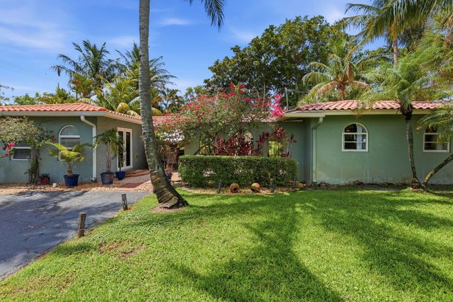 3000 Sherwood Boulevard, Delray Beach, FL 33445
