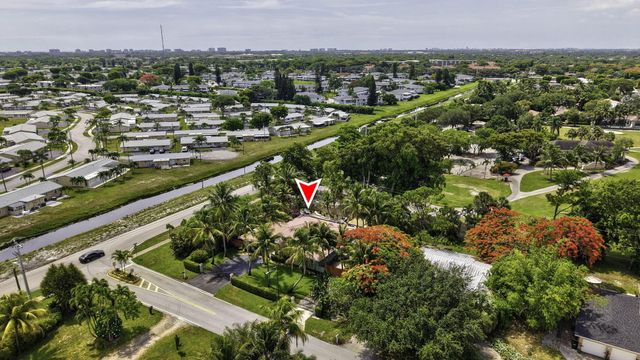 3000 Sherwood Boulevard, Delray Beach, FL 33445