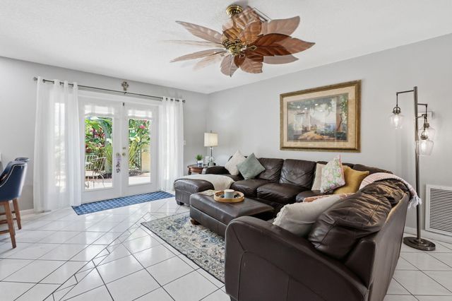 3000 Sherwood Boulevard, Delray Beach, FL 33445