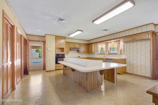 318 Crossbow Drive, New Iberia, LA 70563