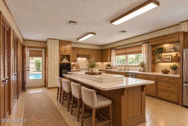 318 Crossbow Drive, New Iberia, LA 70563