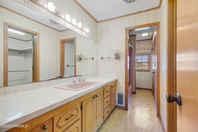 318 Crossbow Drive, New Iberia, LA 70563