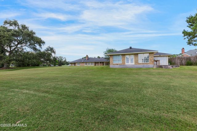 318 Crossbow Drive, New Iberia, LA 70563