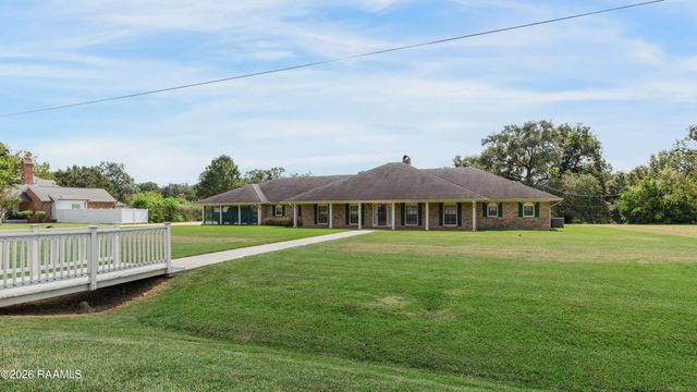 318 Crossbow Drive, New Iberia, LA 70563