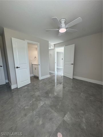 637 12th AVE S 637, Naples, FL 34102