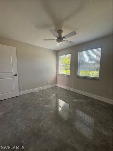 637 12th AVE S 637, Naples, FL 34102