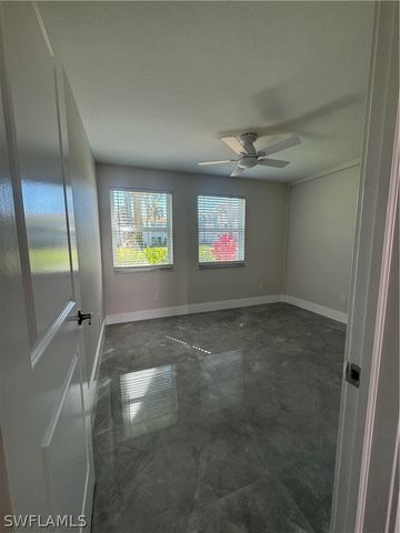 637 12th AVE S 637, Naples, FL 34102