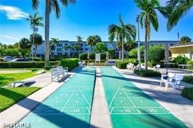 637 12th AVE S 637, Naples, FL 34102