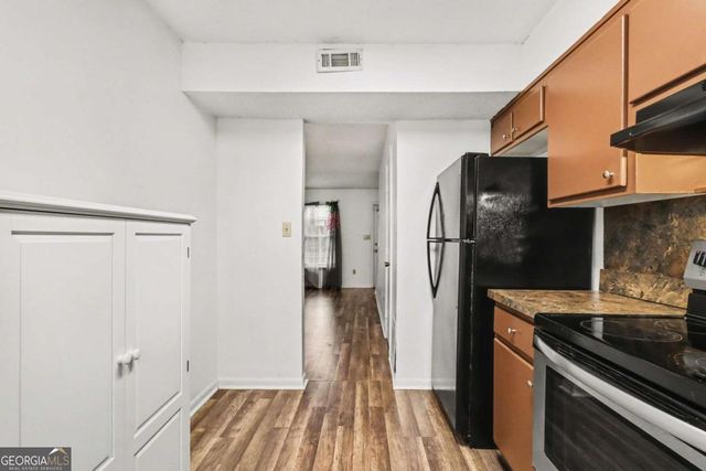 2060 Kings Gate Circle A, Snellville, GA 30078